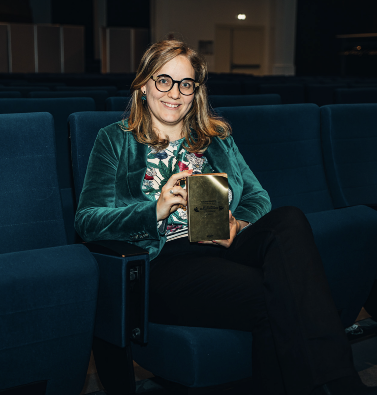 Léonie Bloom, talent de Savenay, primée pour Le Petit Vieux qui a fait le tour du Monde (3 fois)