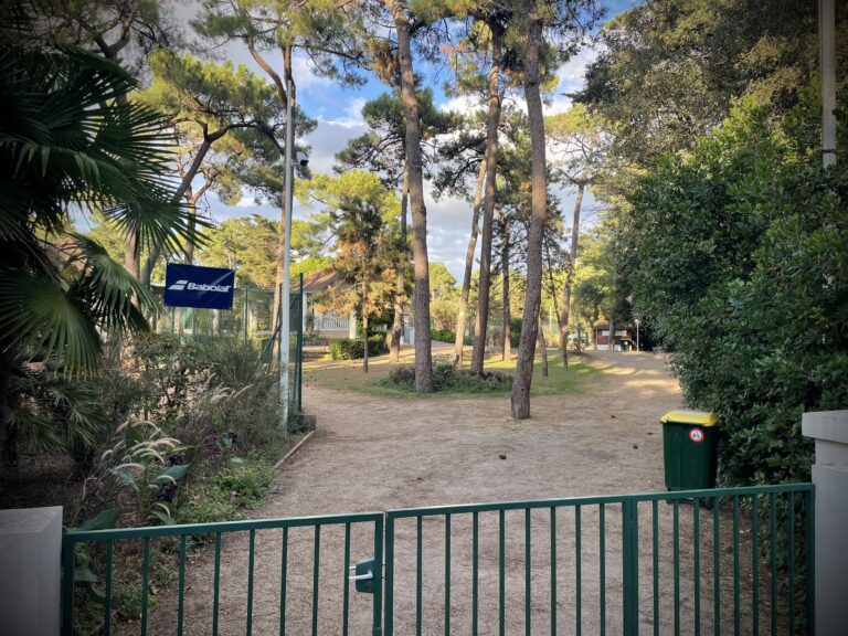Tsonga abandonne … le projet de padel écarté, le tennis préservé à La Baule !