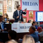 Paris | La vente aux enchères Bardot frôle le million d’euros